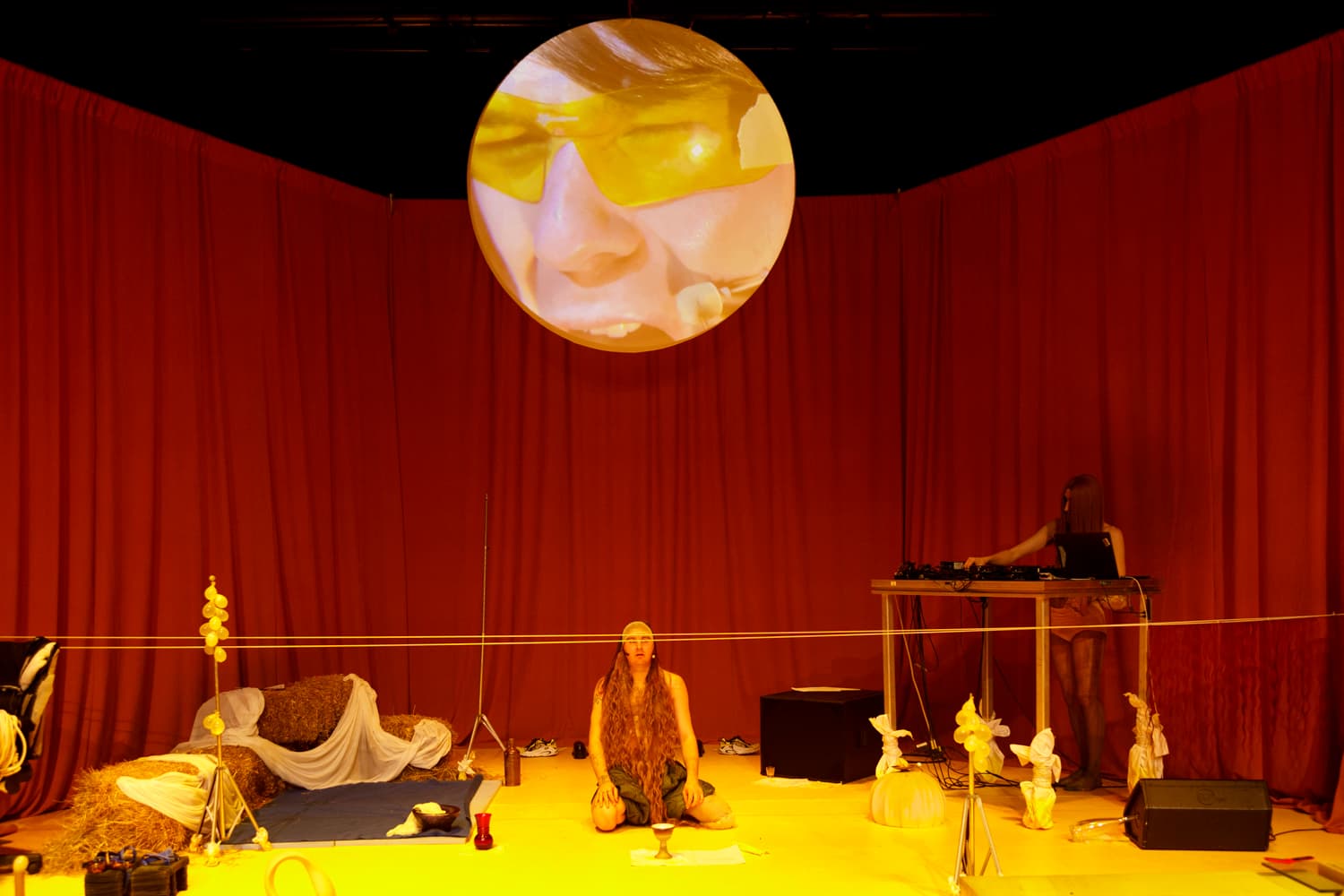 La sommation des acouphènes_A Quiet Life Under The Ground